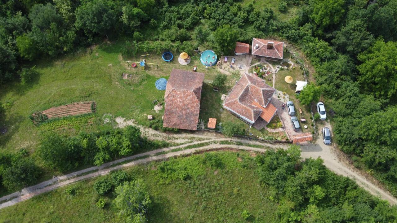 Seosko Domacinstvo „Gabar” Βίλα Custica Εξωτερικό φωτογραφία