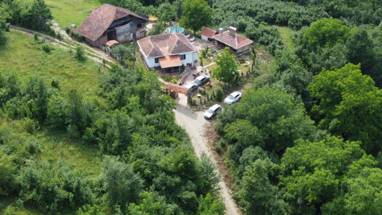 Seosko Domacinstvo „Gabar” Βίλα Custica Εξωτερικό φωτογραφία